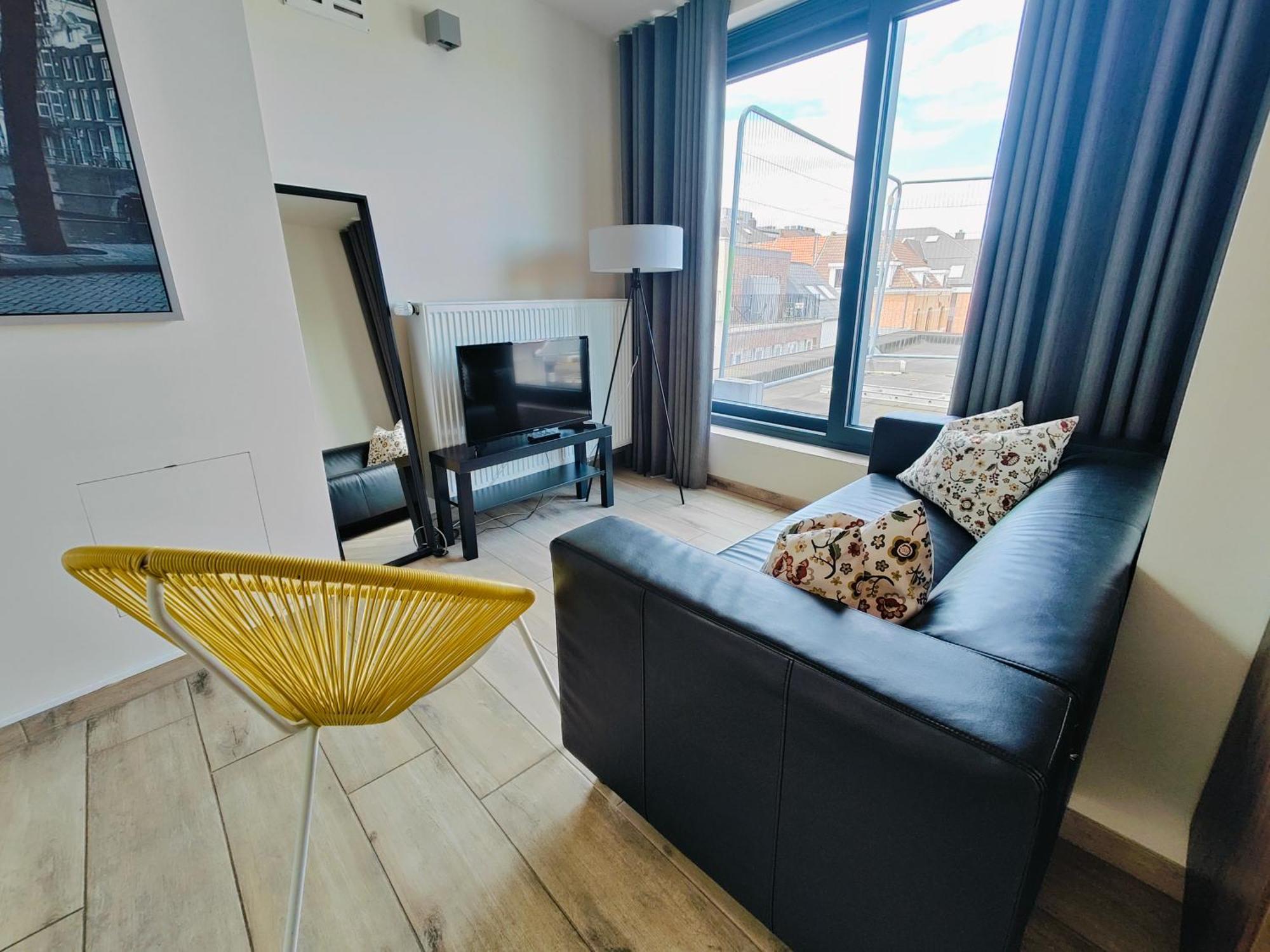 Hotel Ladeuze Leuven Bagian luar foto