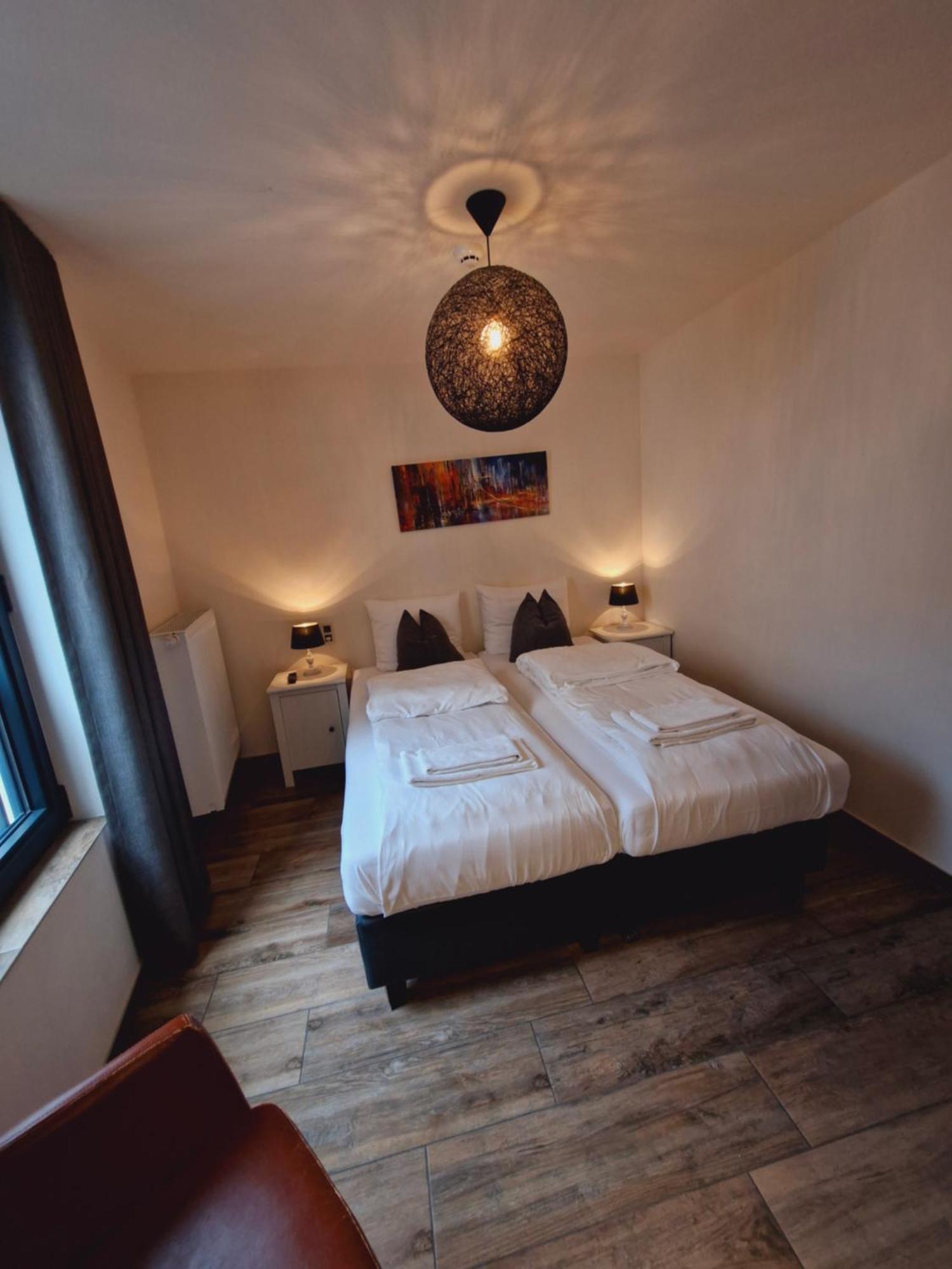 Hotel Ladeuze Leuven Ruang foto