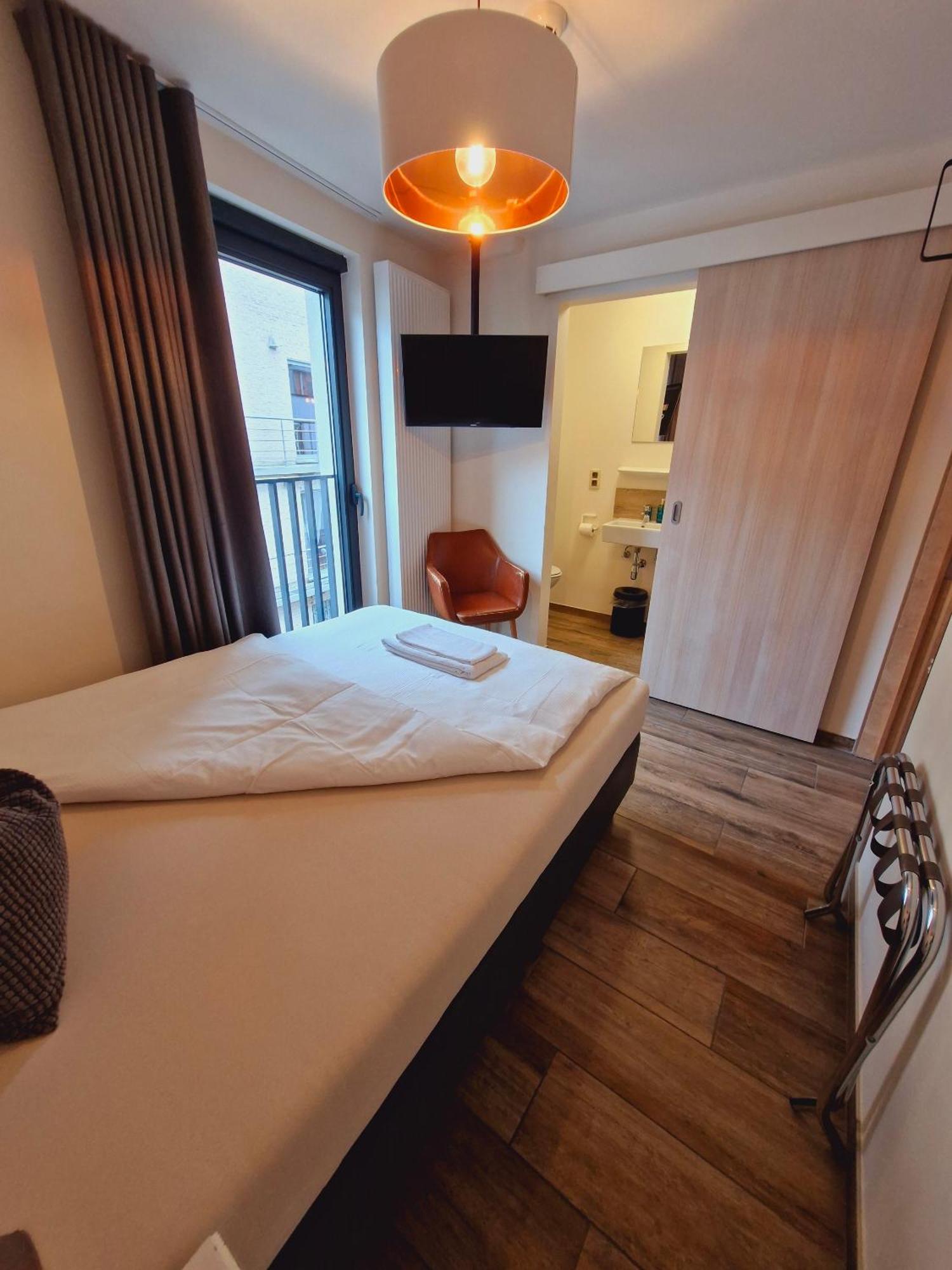 Hotel Ladeuze Leuven Ruang foto